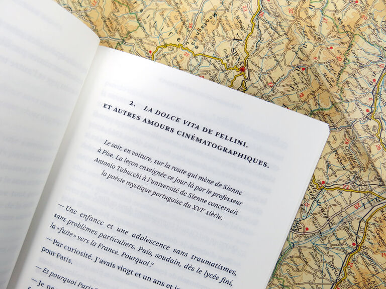 Une chemise pleine de taches — Antonio Tabucchi, Anteos Chrysostomidis